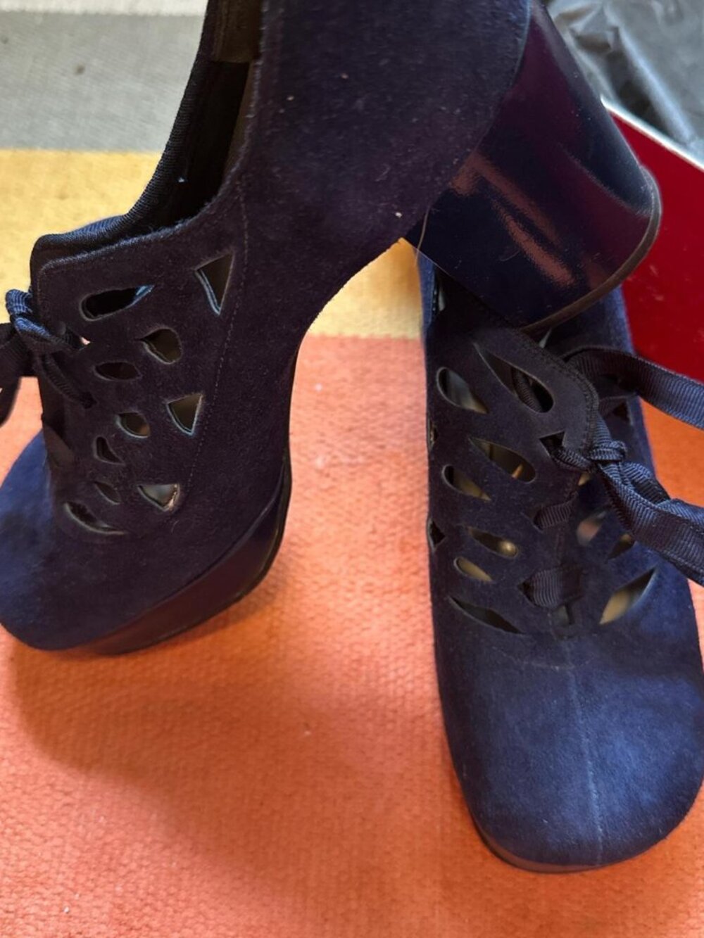 Navy suede vintage platform heels size 4
